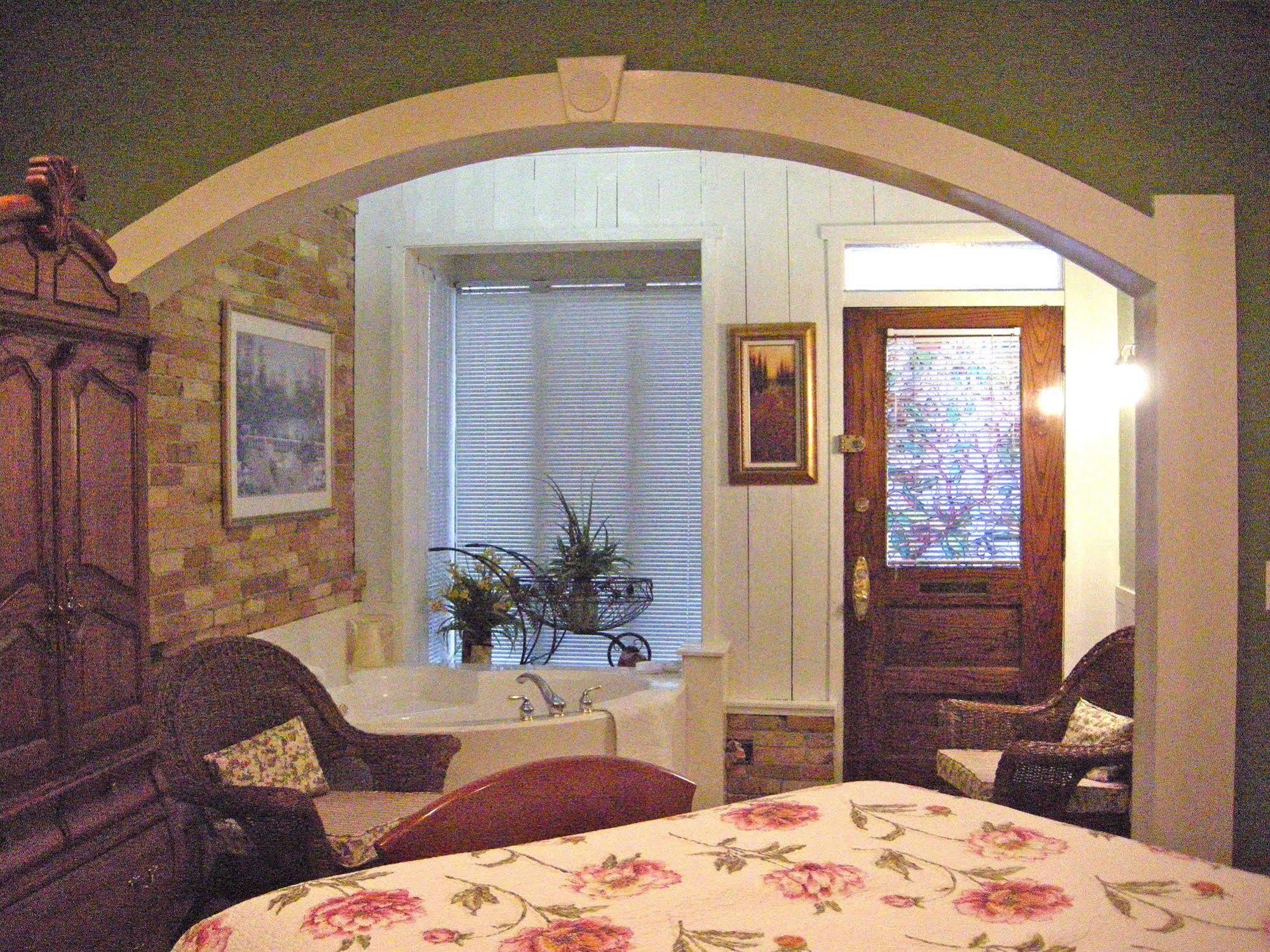 Hines Mansion Bed and Breakfast Provo Buitenkant foto
