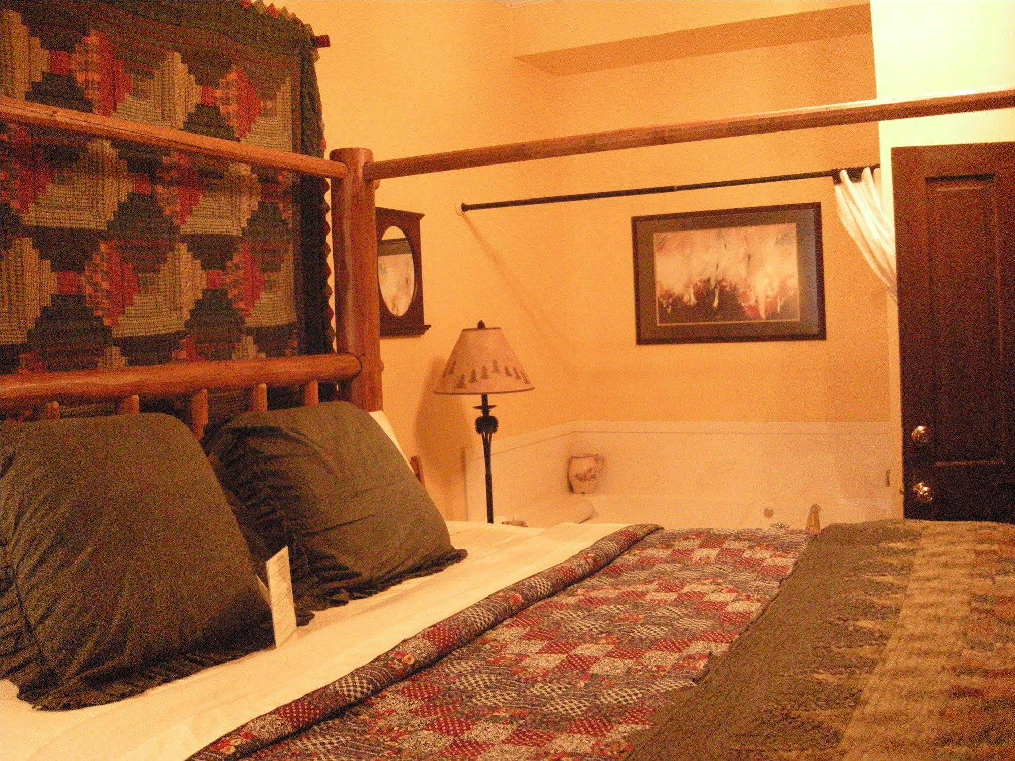 Hines Mansion Bed and Breakfast Provo Buitenkant foto